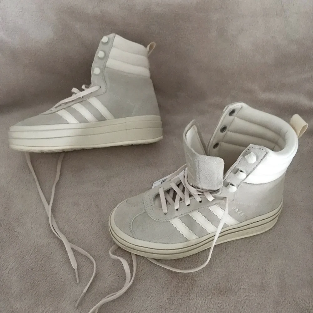 Women’s 5 ADIDAS Gazelle Wonder White High Top Lace Up Platform Sneaker Boot NWT - Picture 6 of 16